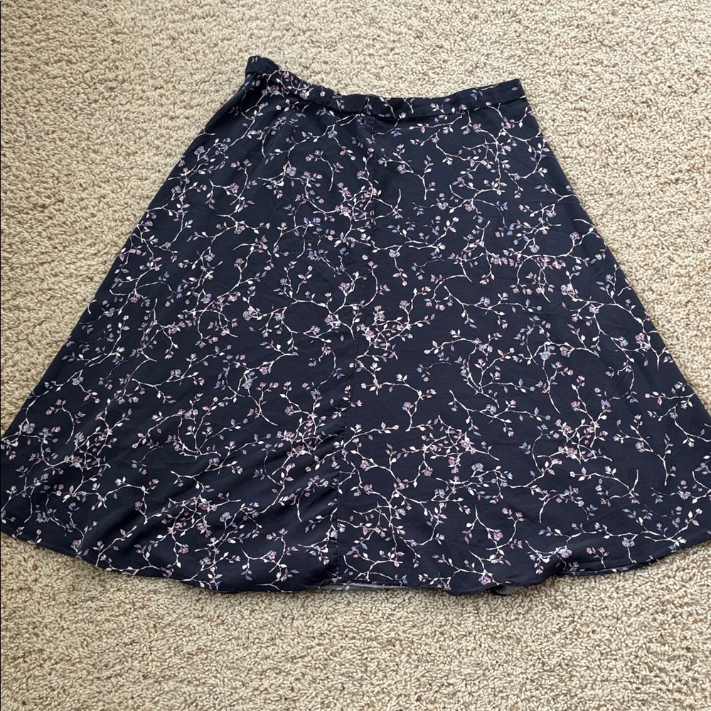 Boho: J.Jill Floral Print Zip Up Midi Skirt (Medium) - Picture 2 of 6